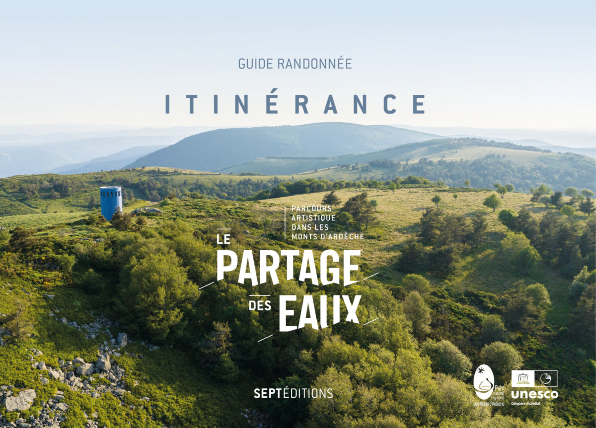 Couverture du Guide rando LE PARTAGE DES EAUX